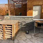 إستراحة الدنيس الونيس