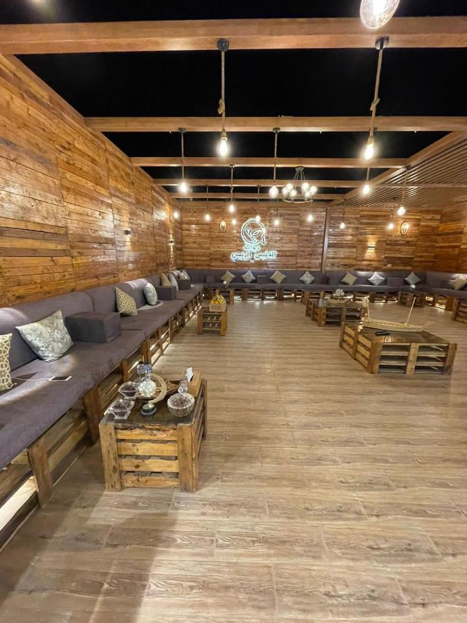 إستراحة الدنيس الونيس Guest house *